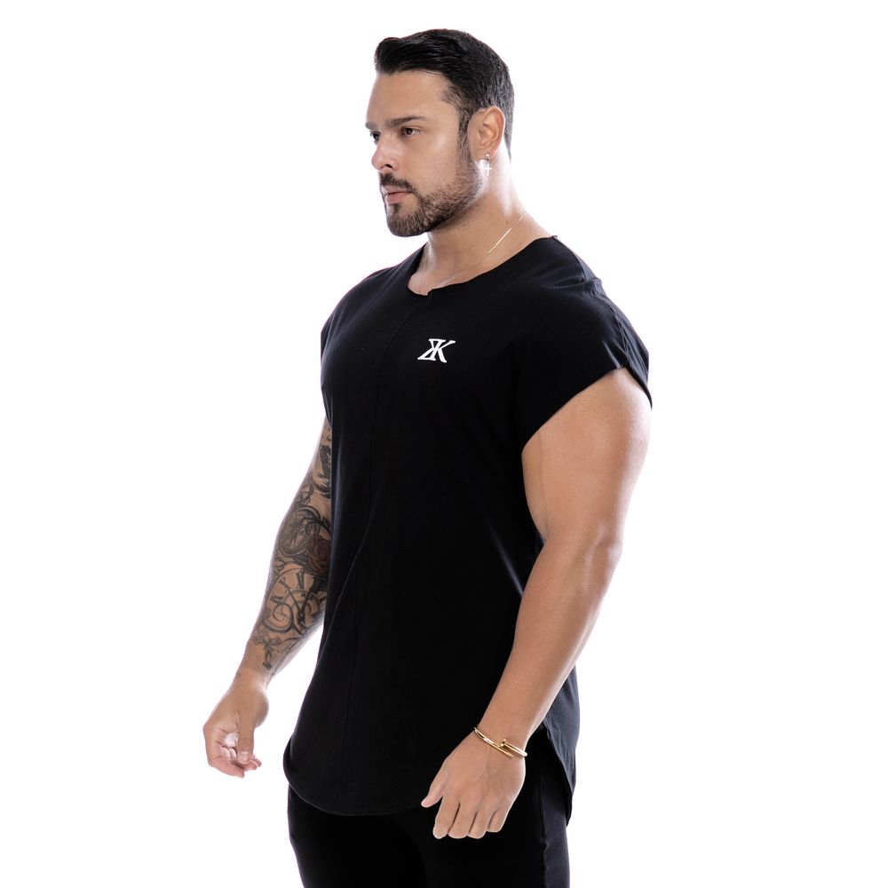 Camiseta Dragon Preta - Por: R$ 99,00 Camiseta Dragon Preta - Por: R$ 99,00